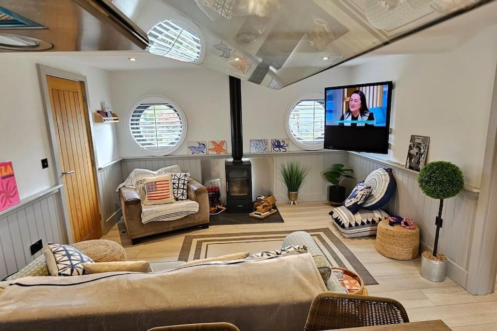 Humberston Boathouse Lodge & Hot Tub - Cleethorpes Beach Cabin Chalet Kültér fotó