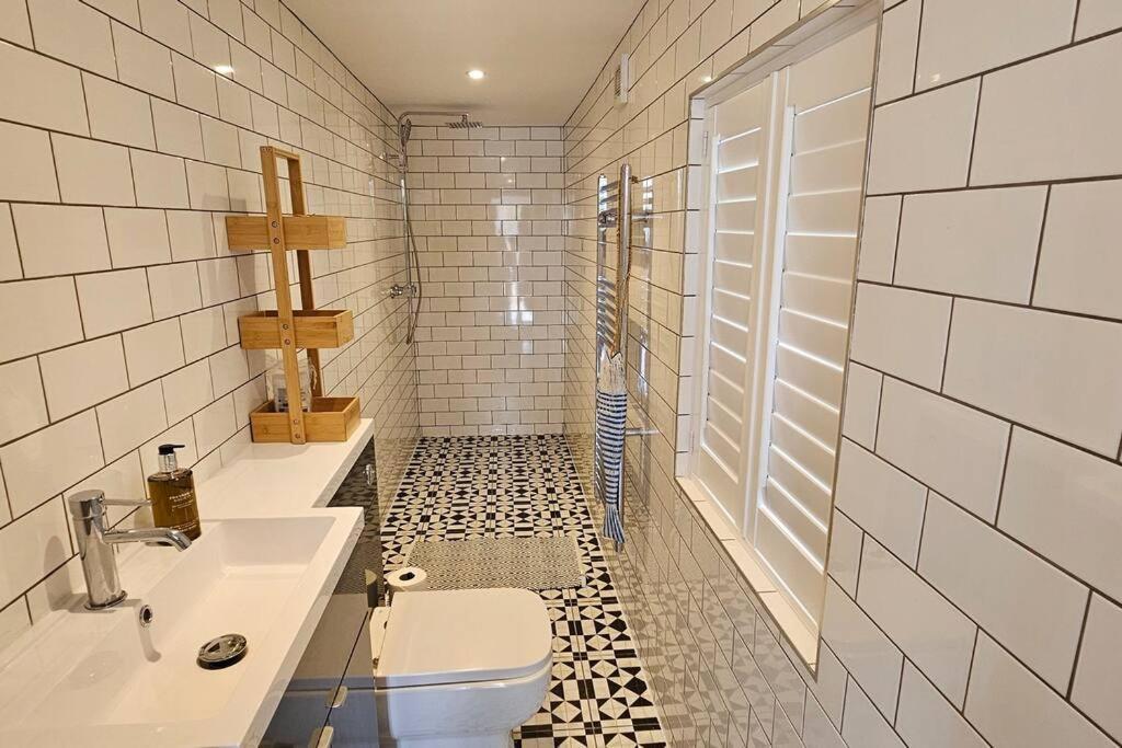 Humberston Boathouse Lodge & Hot Tub - Cleethorpes Beach Cabin Chalet Kültér fotó